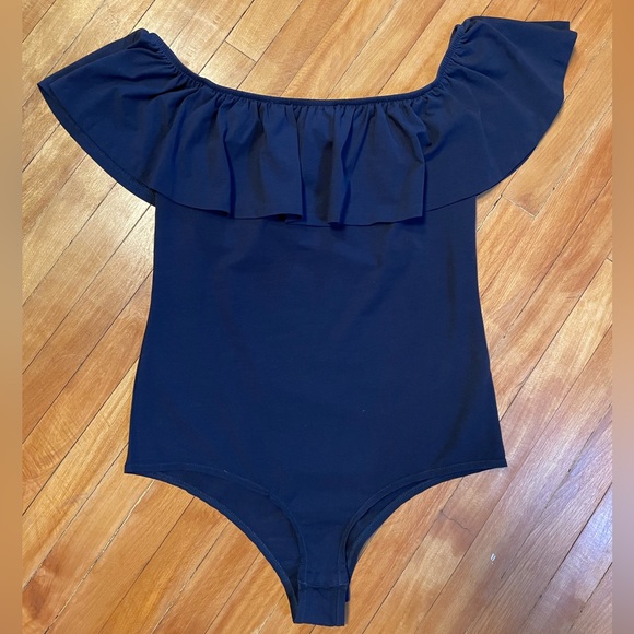 Navy Bodysuit w Ruffle Detail - Picture 1 of 9